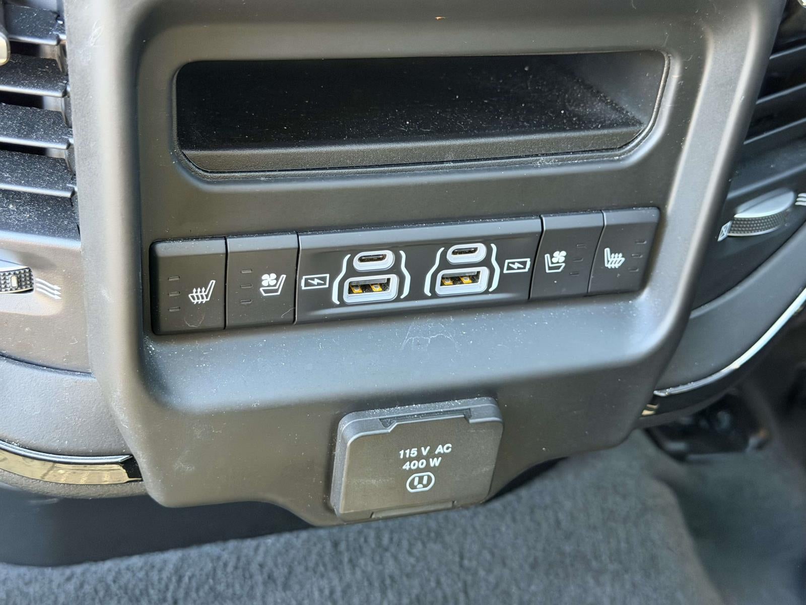 2023 RAM 1500 Limited Crew Cab 4x4 5'7' Box