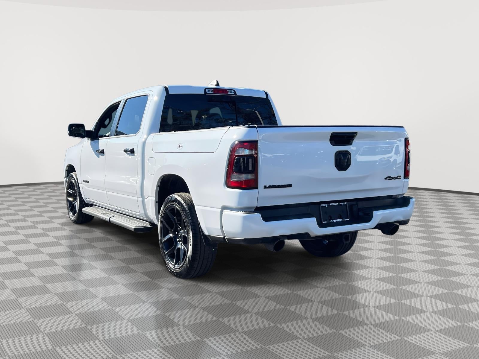 2023 RAM 1500 Laramie Crew Cab 4x4 5'7' Box