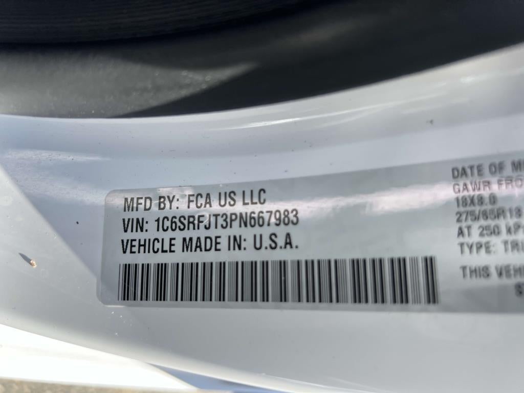 2023 RAM 1500 Laramie Crew Cab 4x4 5'7' Box