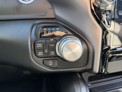 2023 RAM 1500 Laramie Crew Cab 4x4 5'7' Box