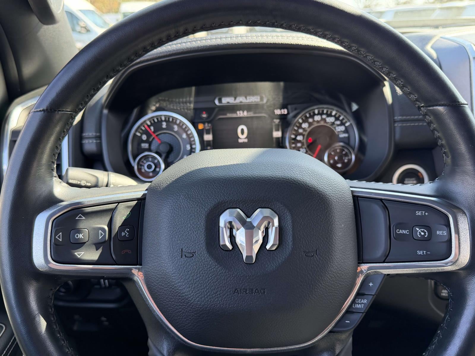 2023 RAM 1500 Laramie Crew Cab 4x4 5'7' Box