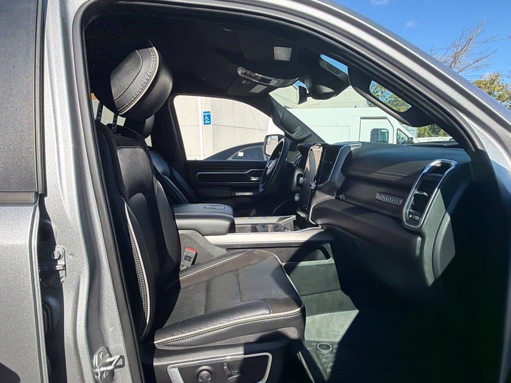 2023 RAM 1500 Laramie Crew Cab 4x4 5'7' Box