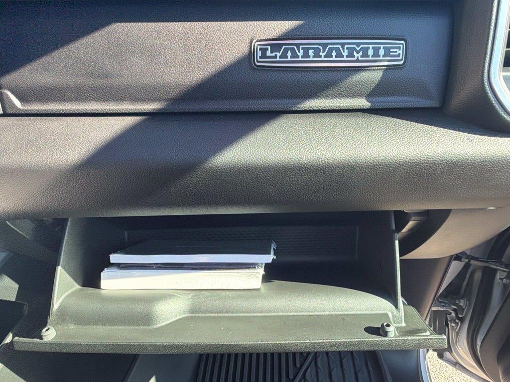 2023 RAM 1500 Laramie Crew Cab 4x4 5'7' Box