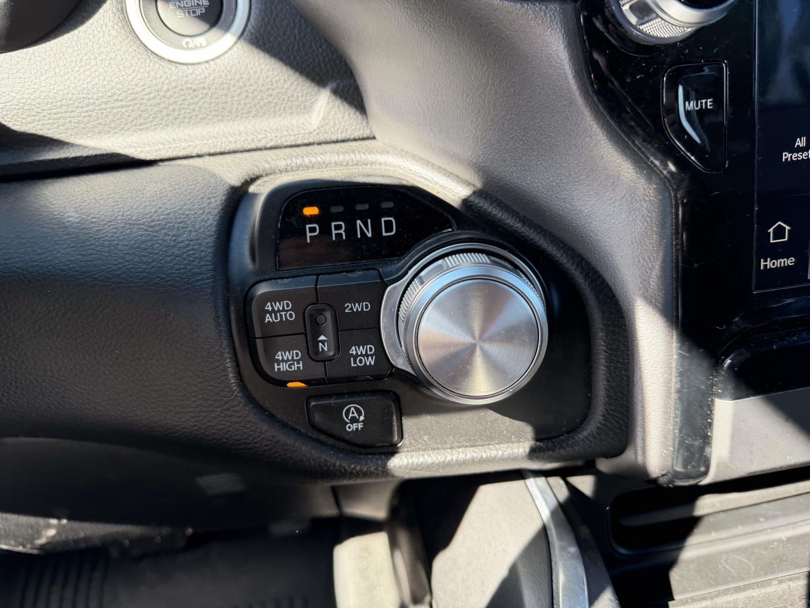 2023 RAM 1500 Laramie Crew Cab 4x4 5'7' Box