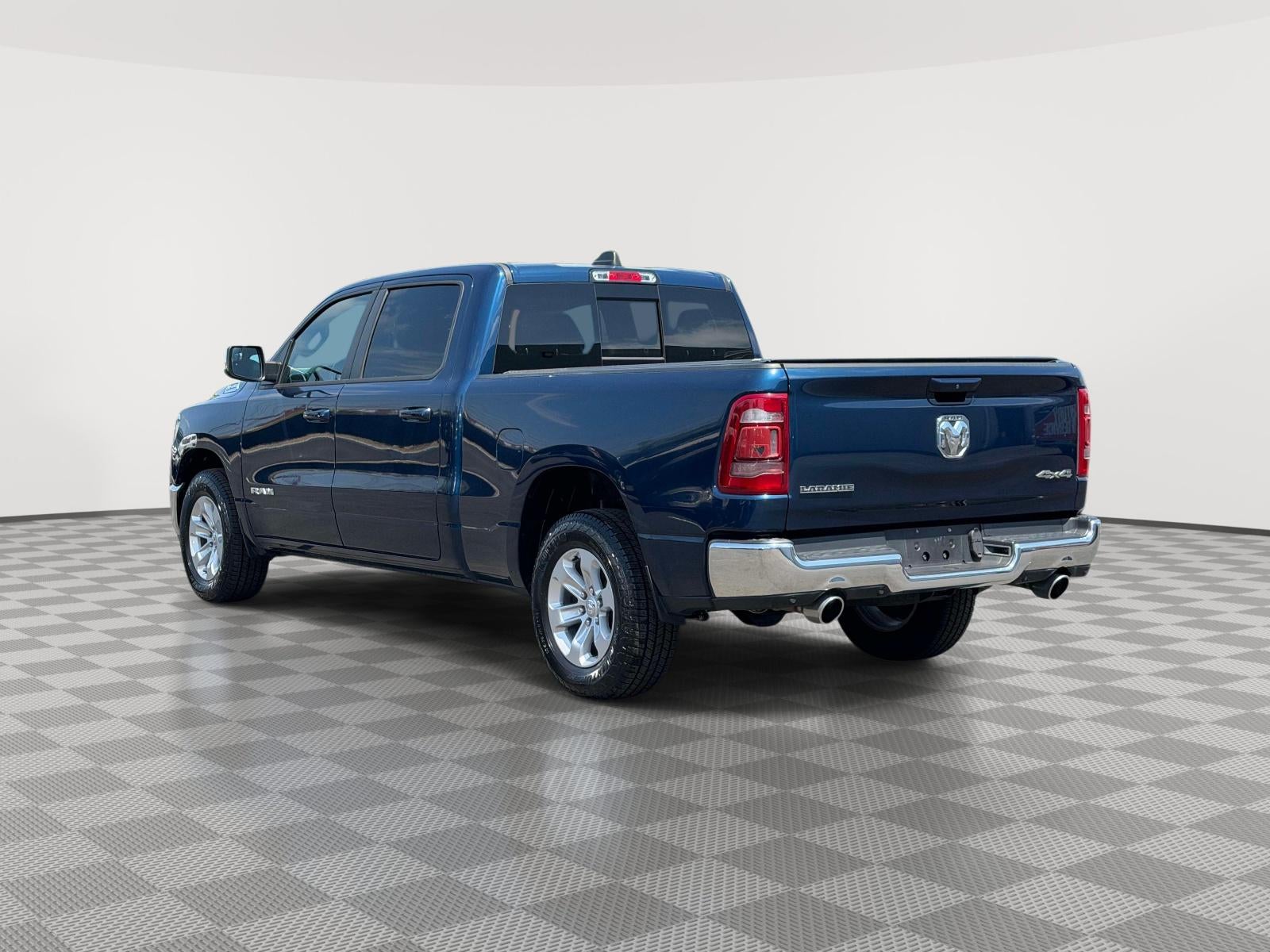 2023 RAM 1500 Laramie Crew Cab 4x4 6'4' Box