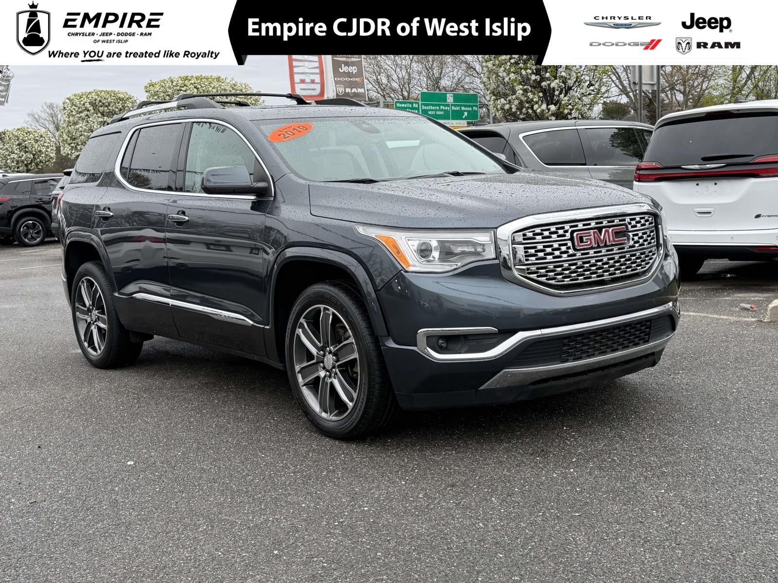 2019 GMC Acadia Denali AWD's photo