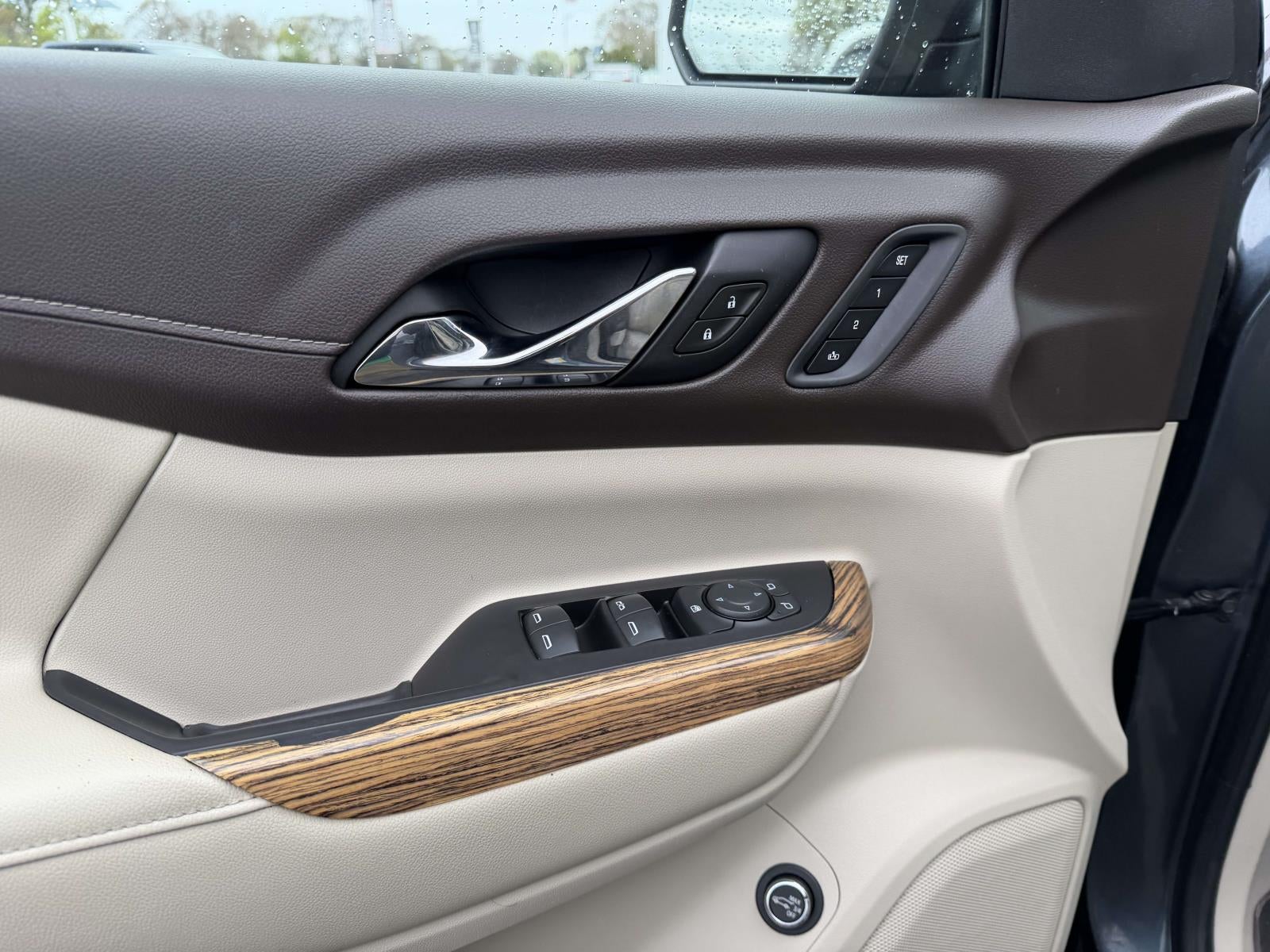 2019 GMC Acadia Denali - Photo 25