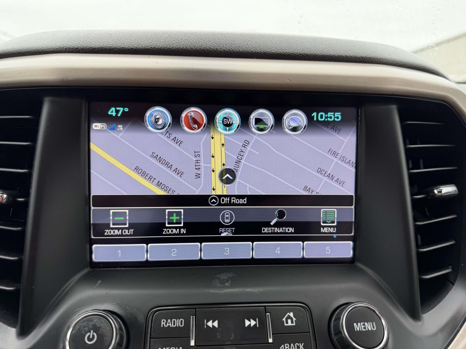 2019 GMC Acadia Denali - Photo 31