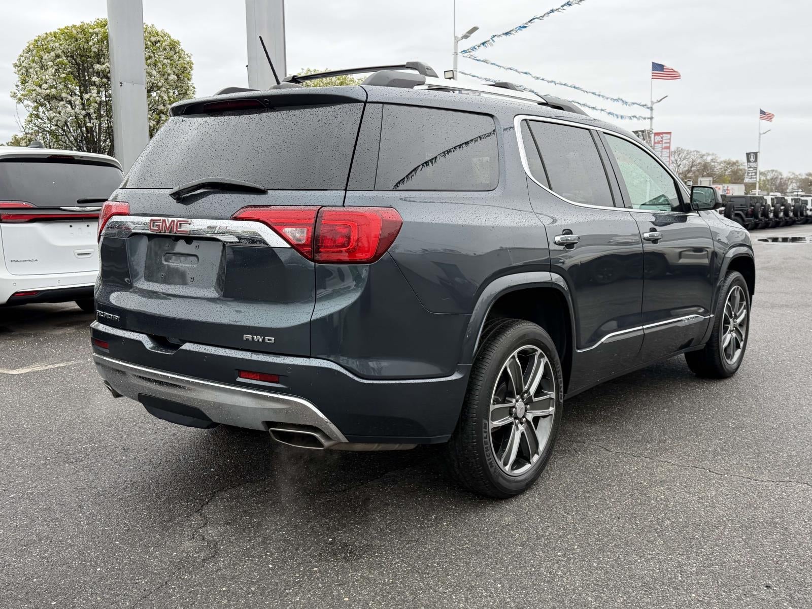 2019 GMC Acadia Denali - Photo 6