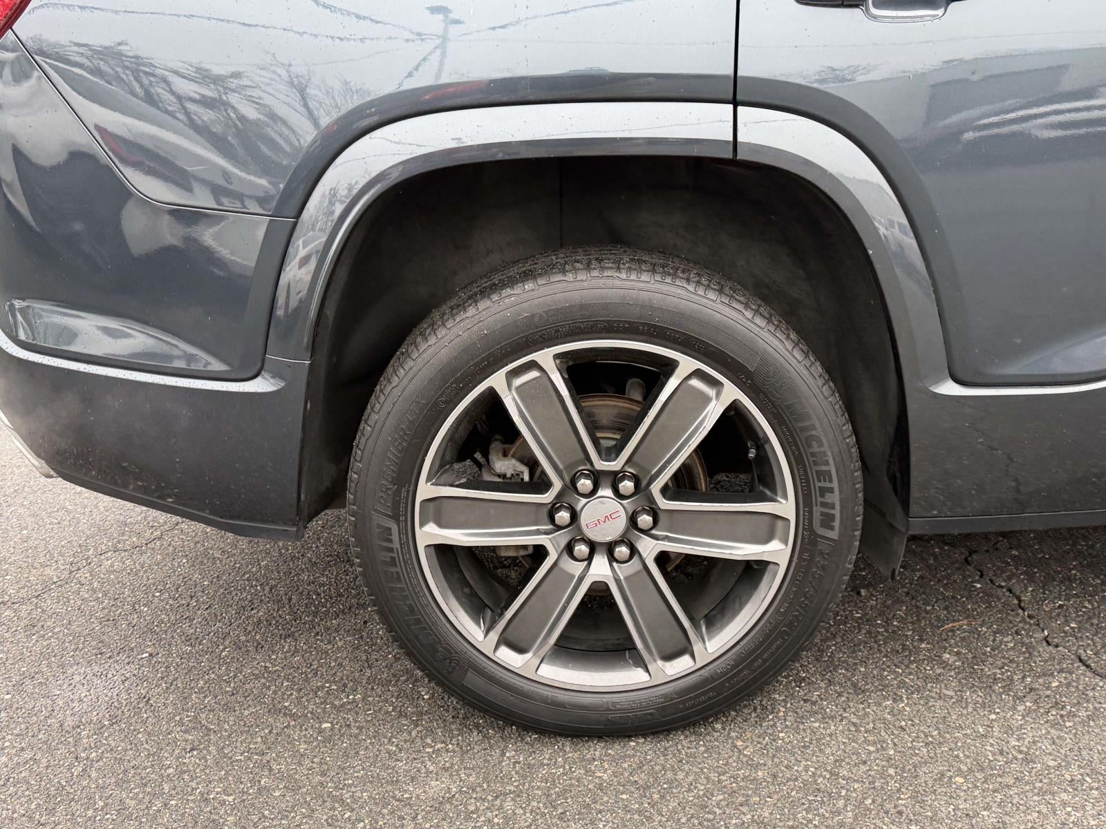 2019 GMC Acadia Denali - Photo 9