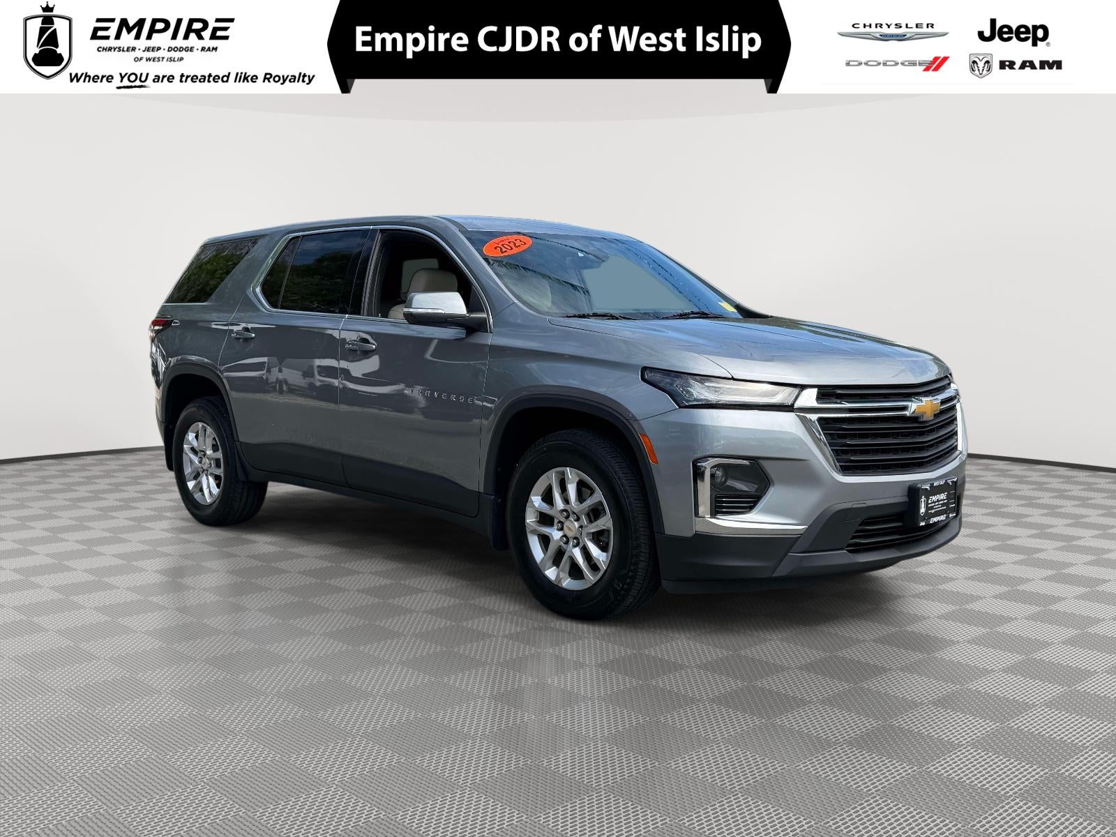 2023 Chevrolet Traverse FWD LS's photo