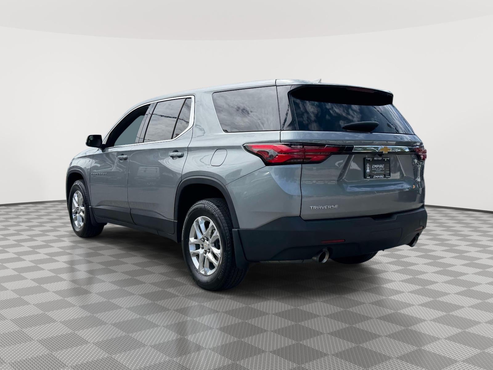 2023 Chevrolet Traverse FWD LS