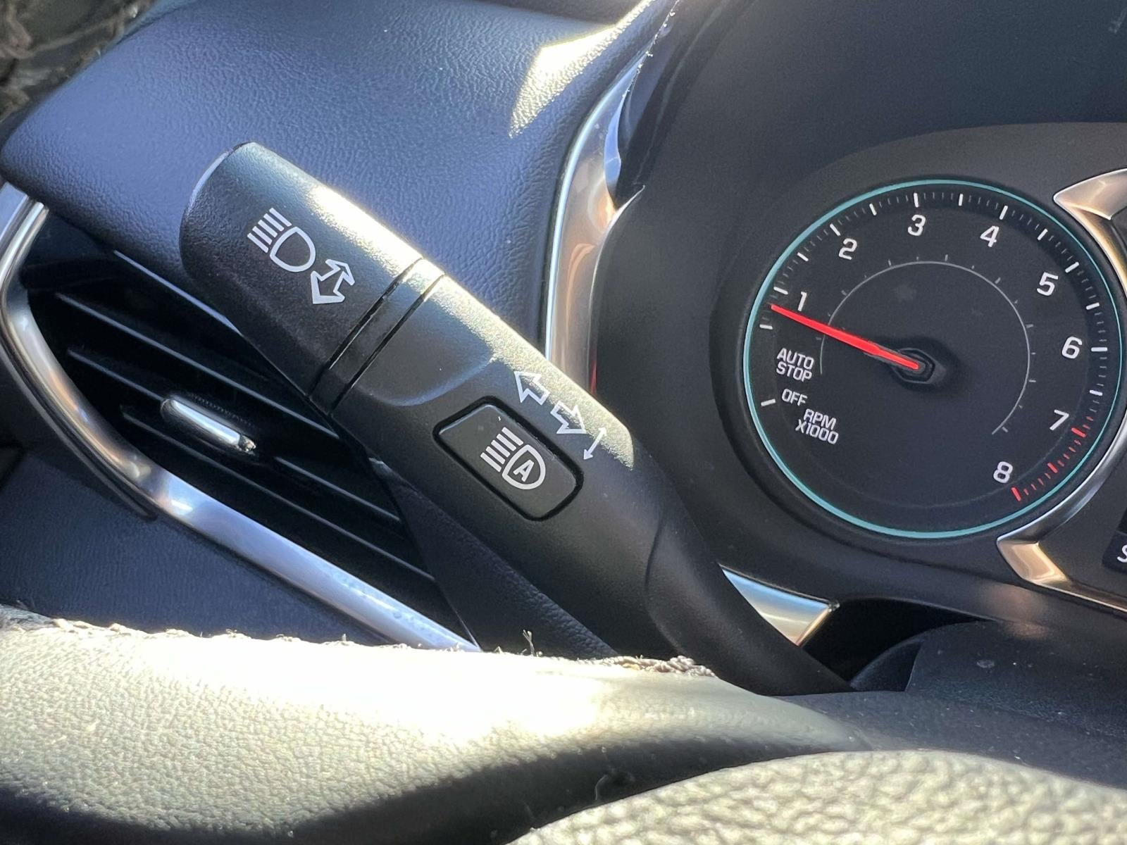 2023 Chevrolet Traverse FWD LT Cloth