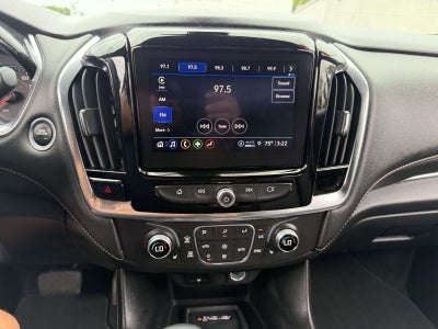 2023 Chevrolet Traverse AWD LT Leather