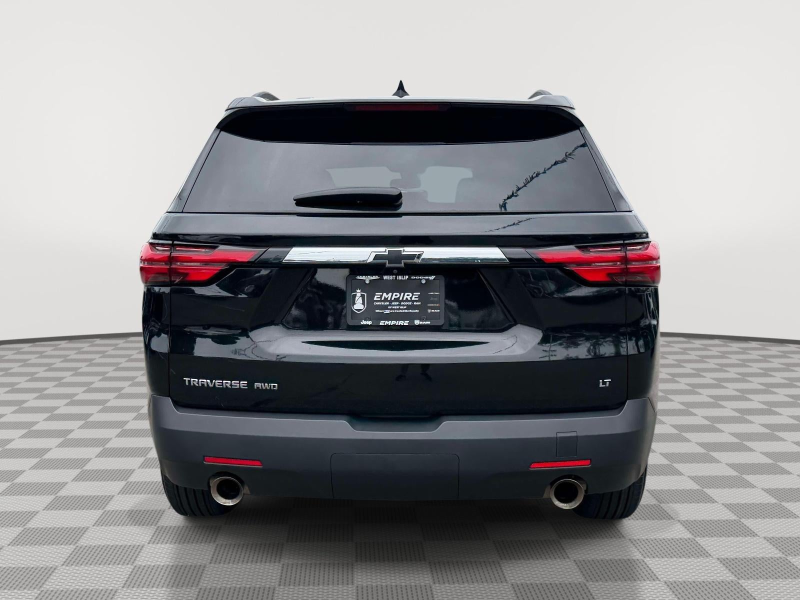 2023 Chevrolet Traverse AWD LT Leather