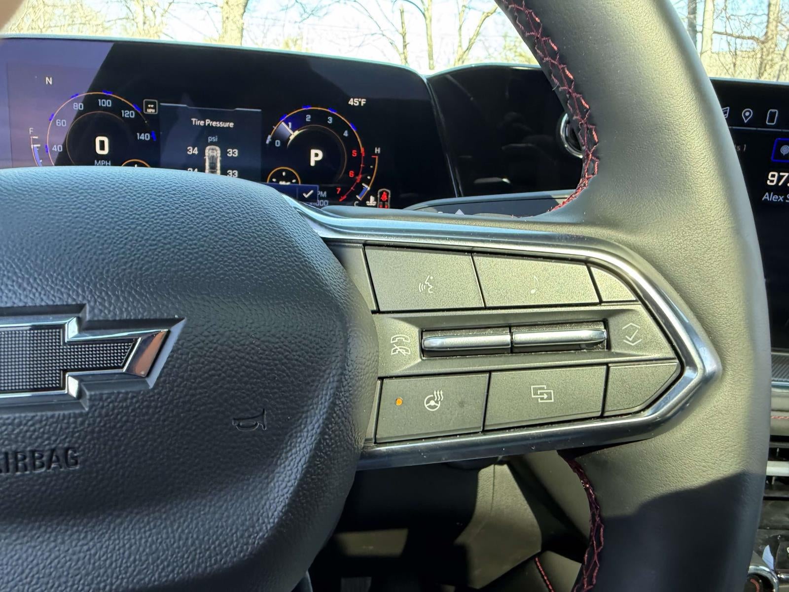 2025 Chevrolet Suburban RST