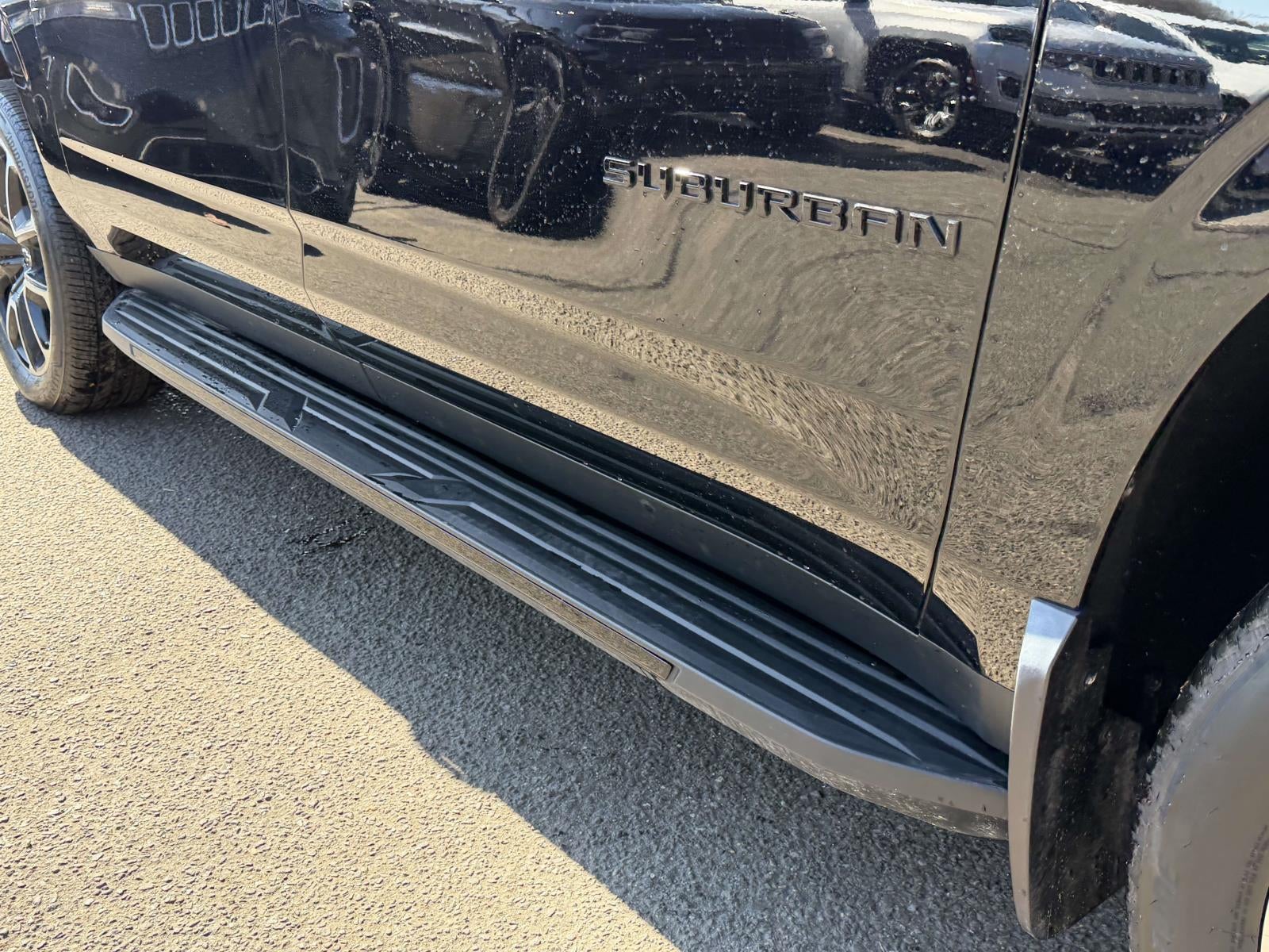 2025 Chevrolet Suburban RST