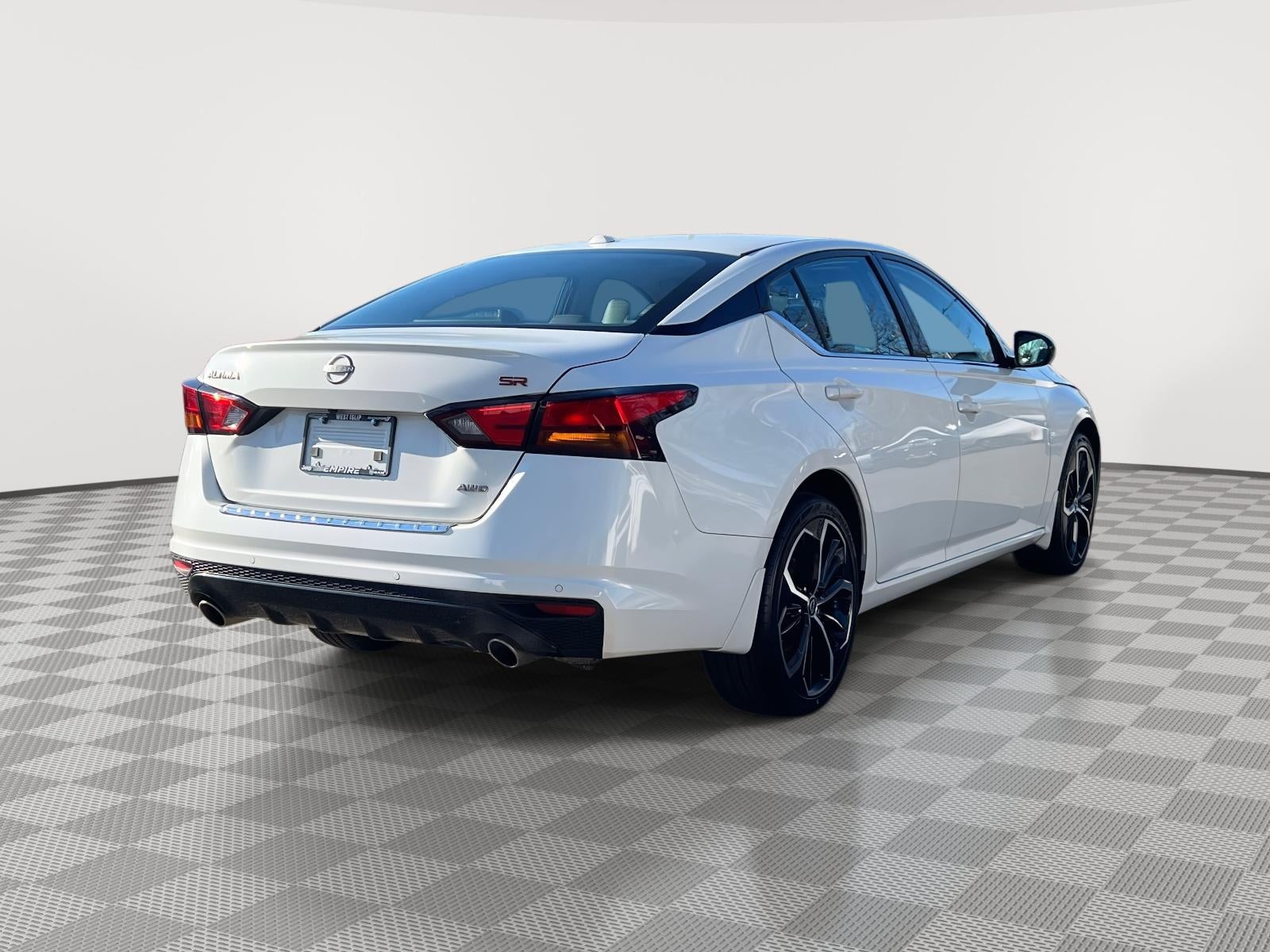 2023 Nissan Altima SR Intelligent AWD