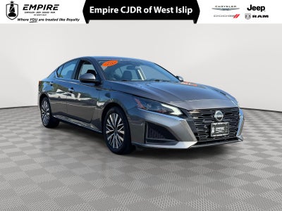 2023 Nissan Altima SV FWD