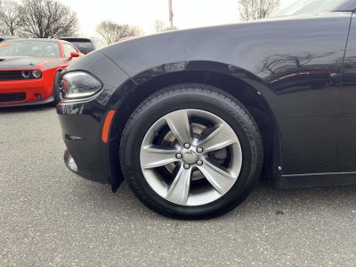 2016 Dodge Charger SXT