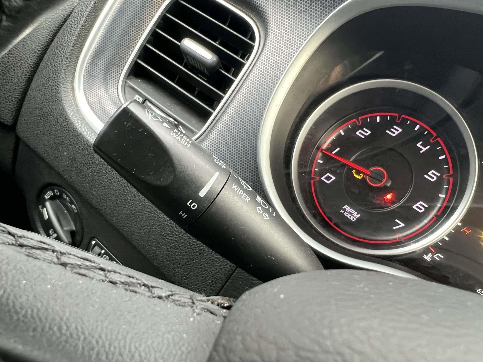 2016 Dodge Charger SXT