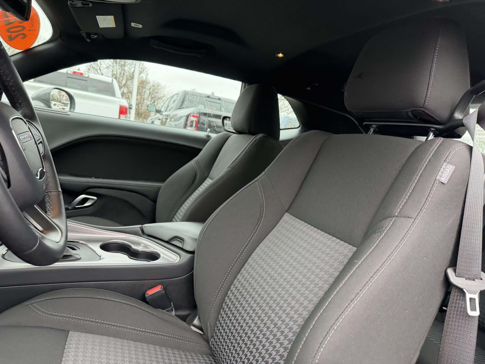 2023 Dodge Challenger SXT