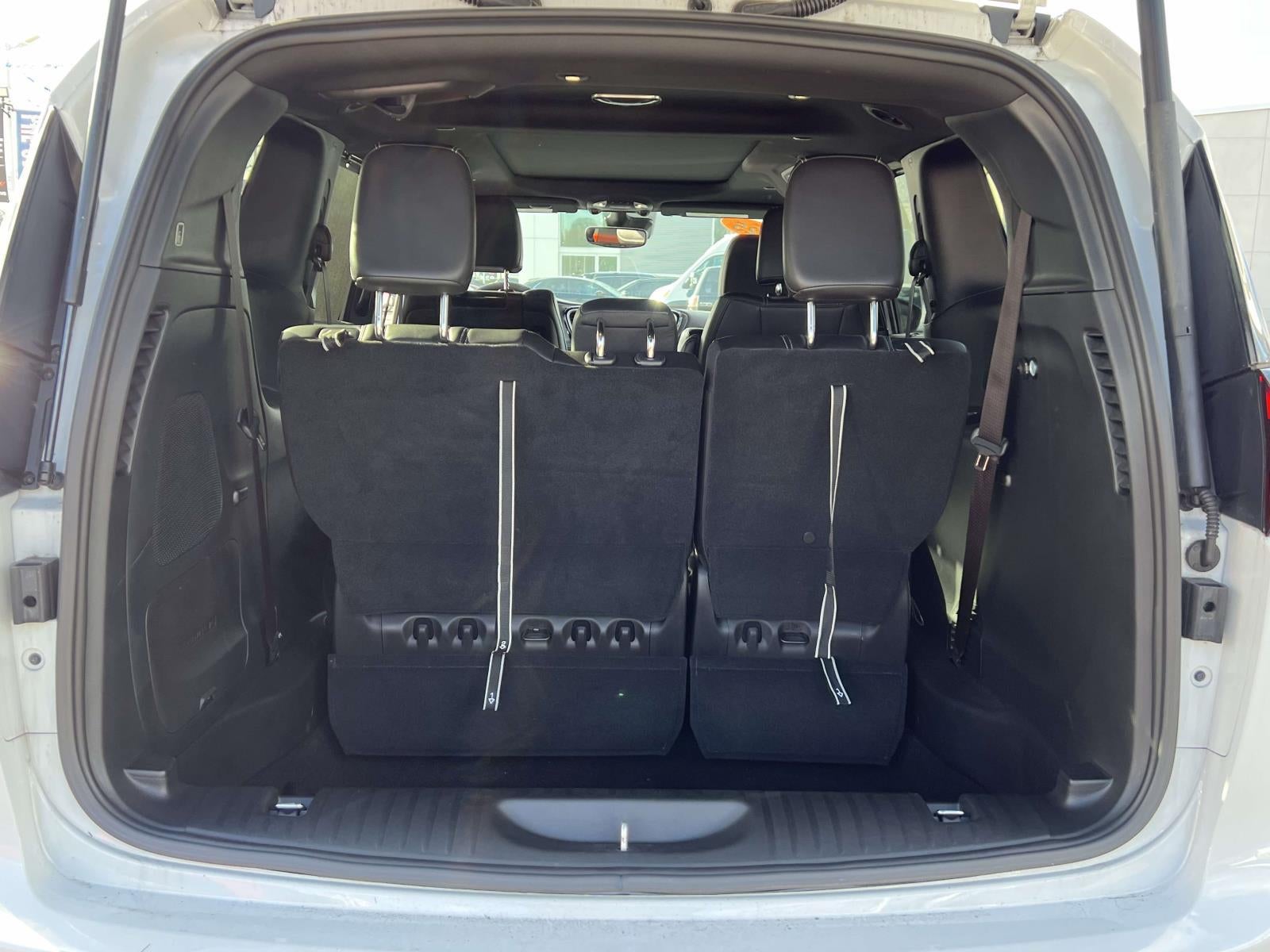 2025 Chrysler Pacifica PACIFICA SELECT AWD