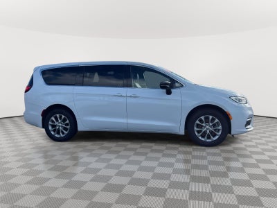2025 Chrysler Pacifica PACIFICA SELECT AWD