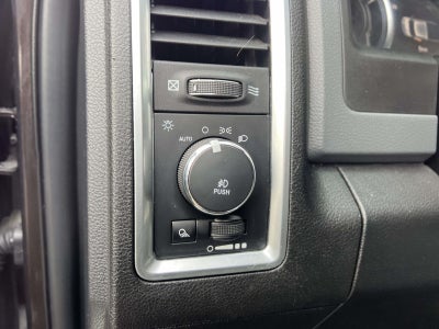 2017 RAM 1500 Big Horn Crew Cab 4x4 5'7' Box