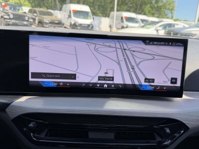 2025 BMW 330i 330i