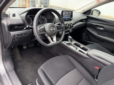 2024 Nissan Sentra SV Xtronic CVT