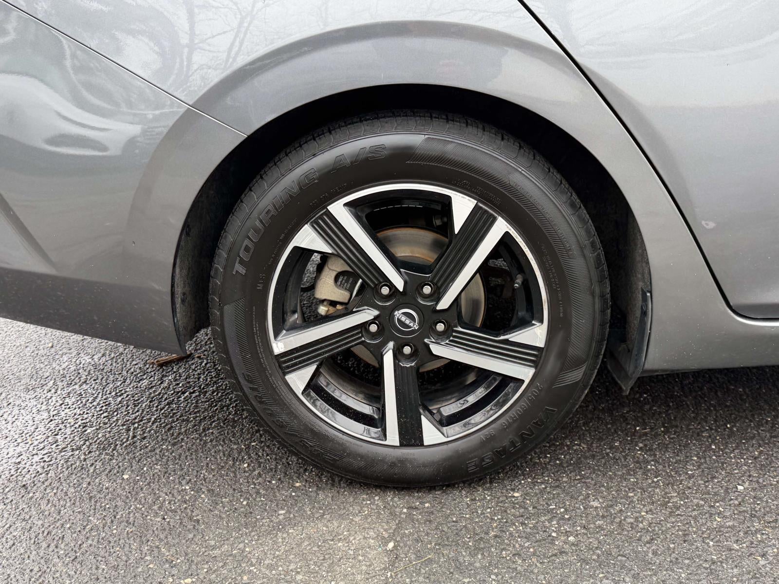 2024 Nissan Sentra SV Xtronic CVT