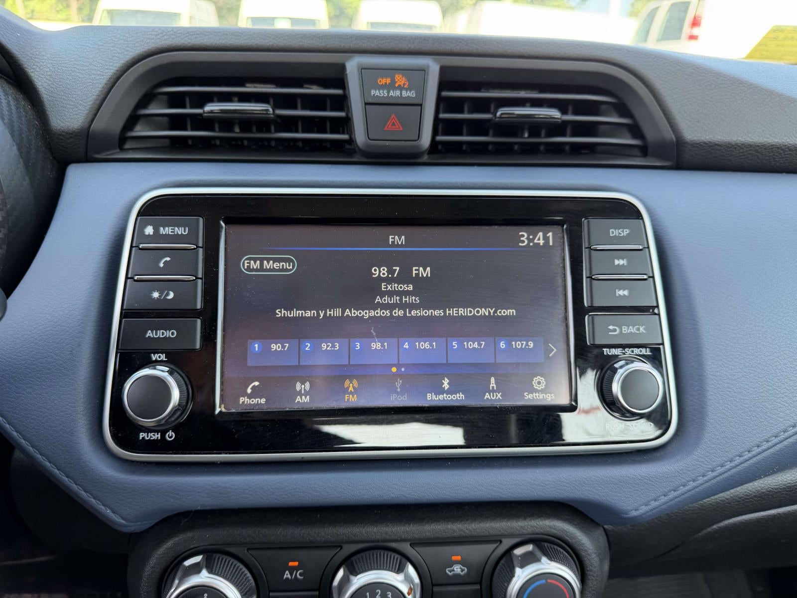 2024 Nissan Versa 1.6 SV
