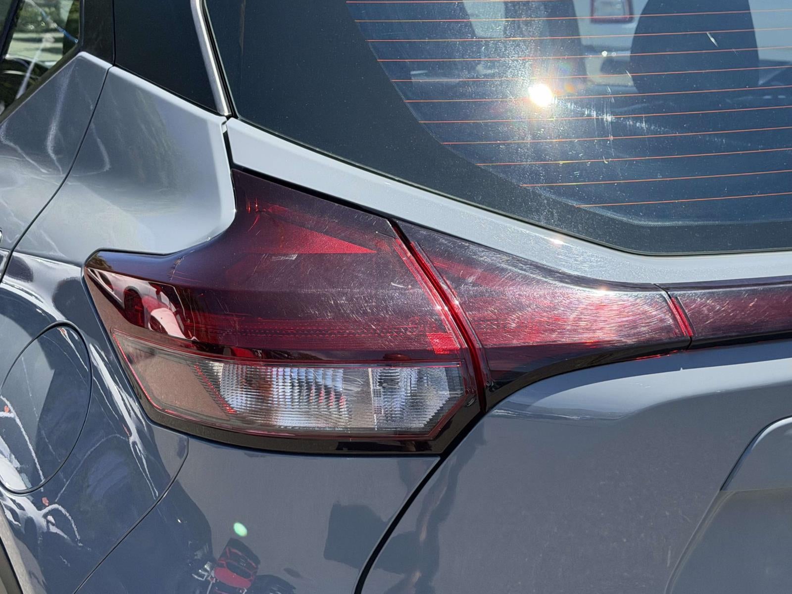 2022 Nissan Kicks SV Xtronic CVT