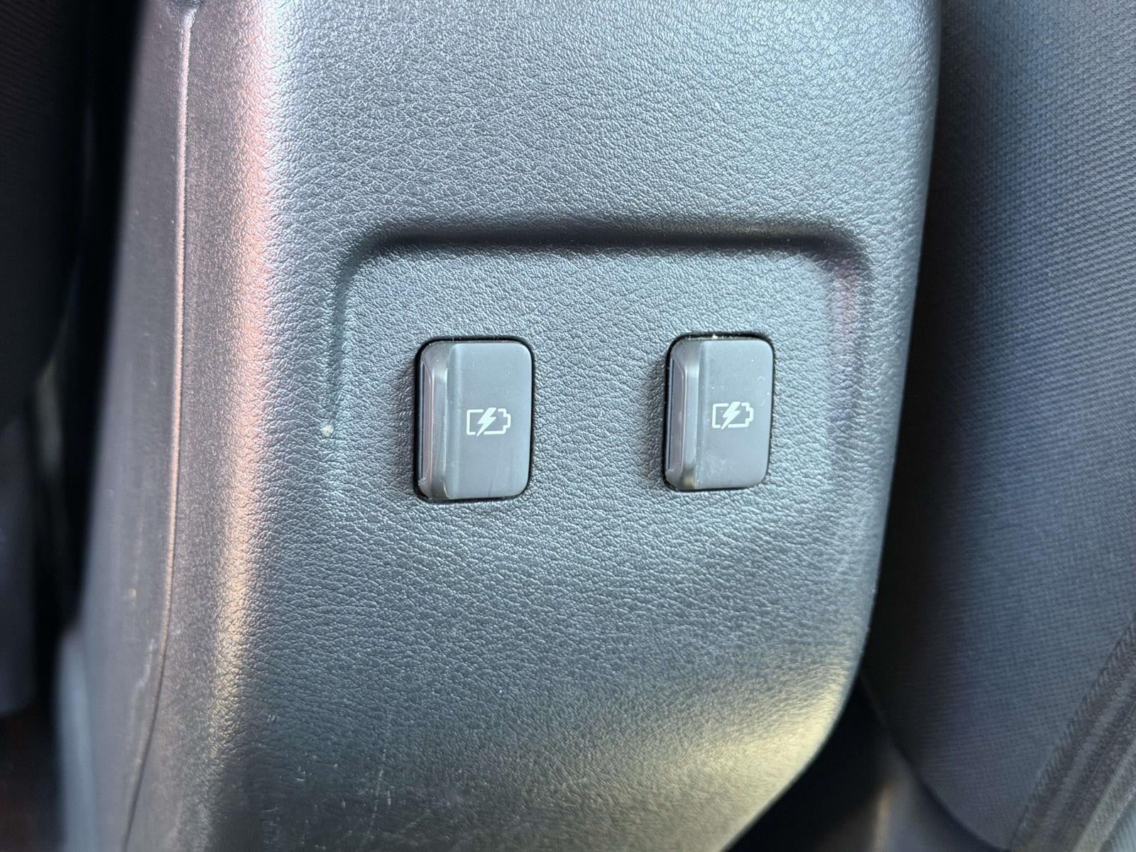 2022 Nissan Kicks SV Xtronic CVT