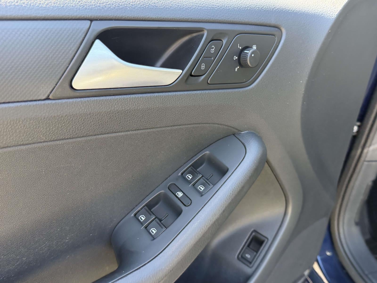 2014 Volkswagen Jetta 2.0L S