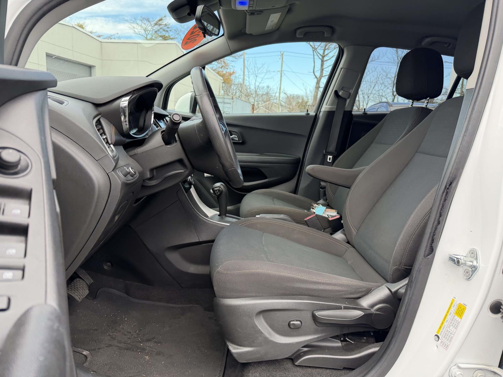 2022 Chevrolet Trax AWD LS