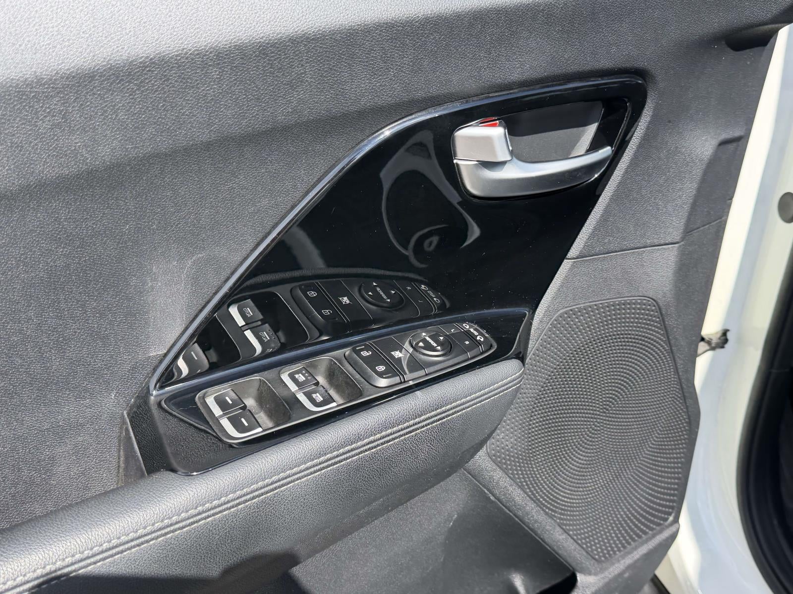 2017 Kia Niro EX