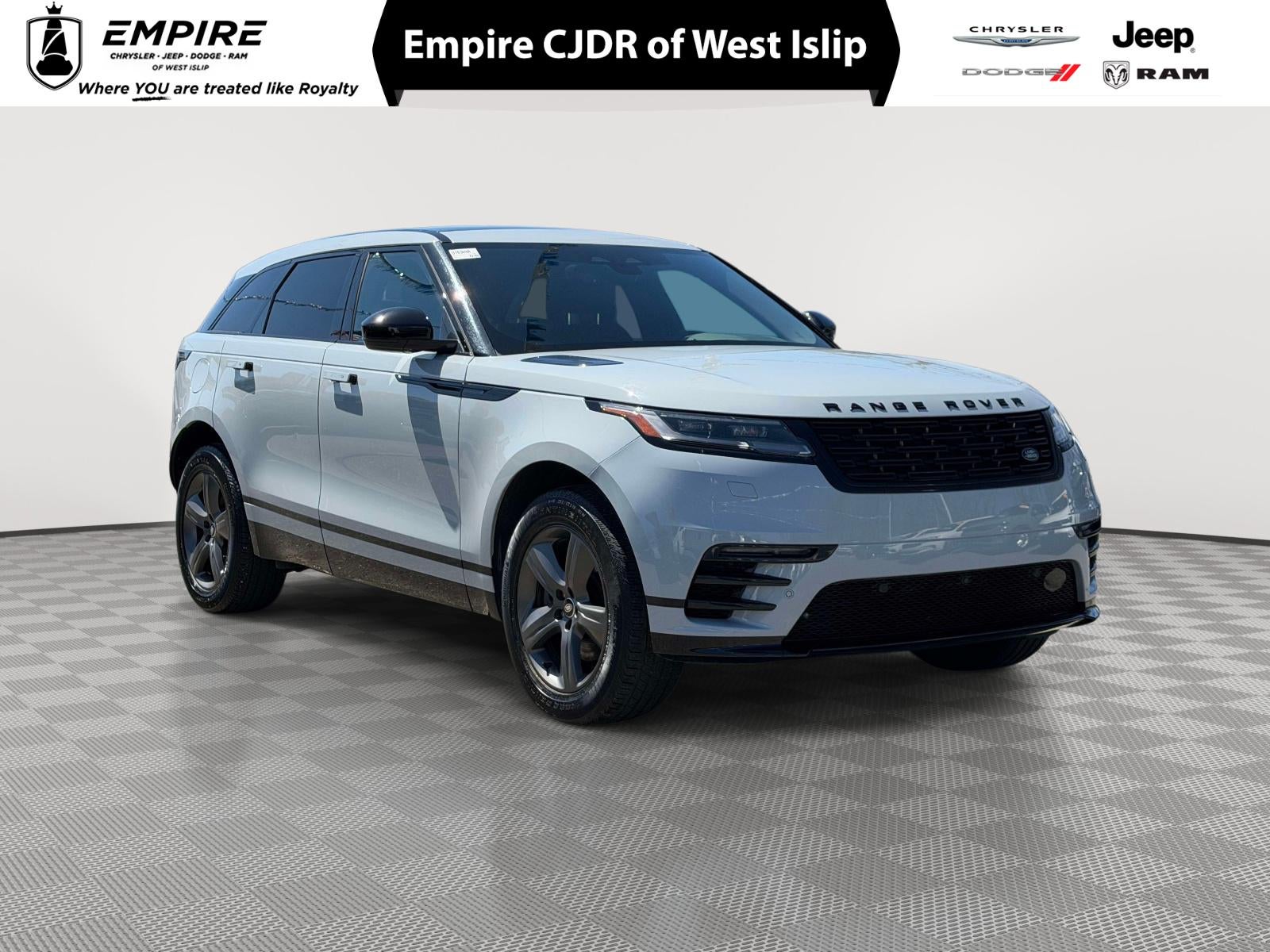 2025 Land Rover Range Rover Velar P250 Dynamic SE's photo