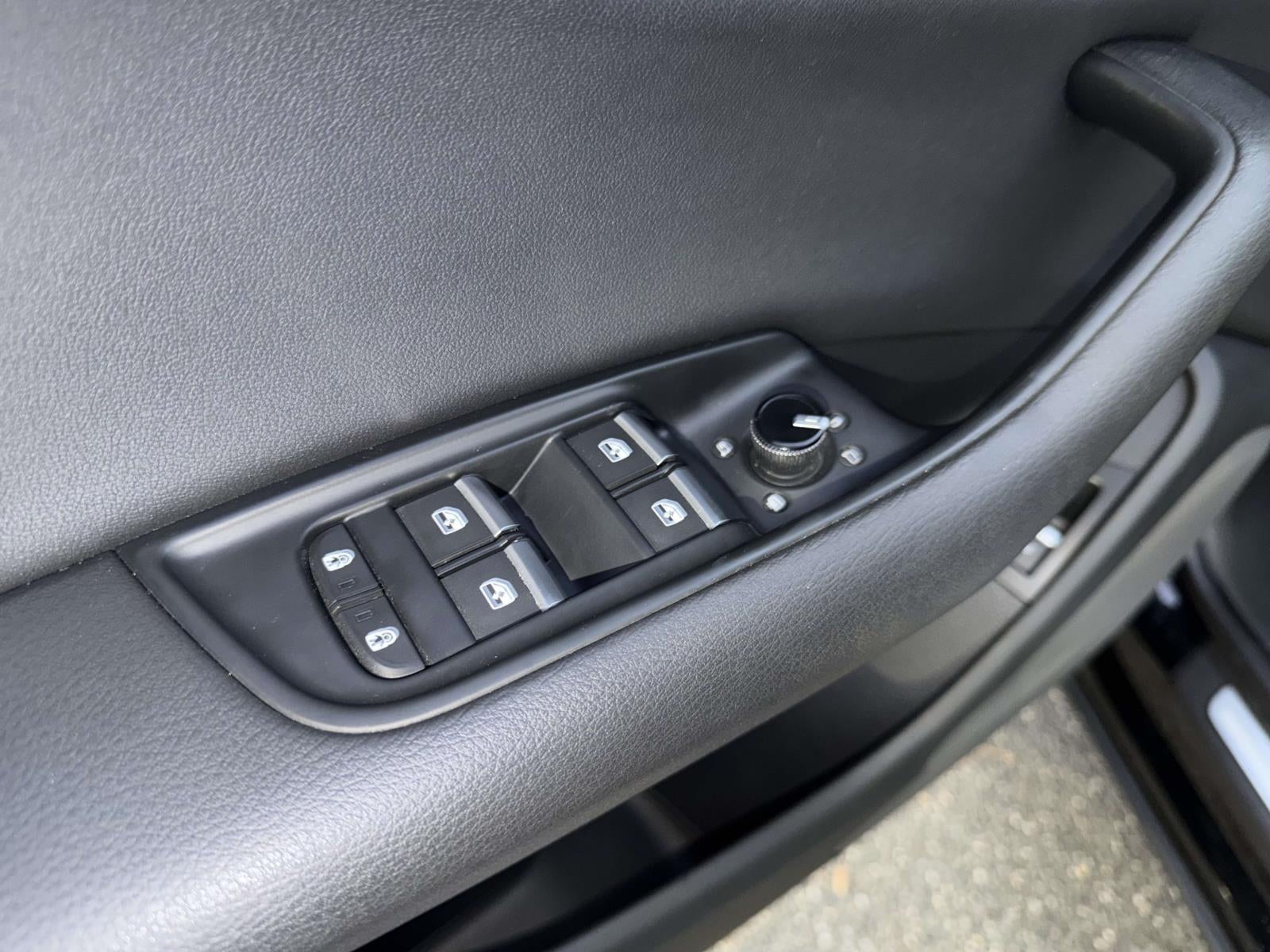 2019 Audi Q8 55 Premium