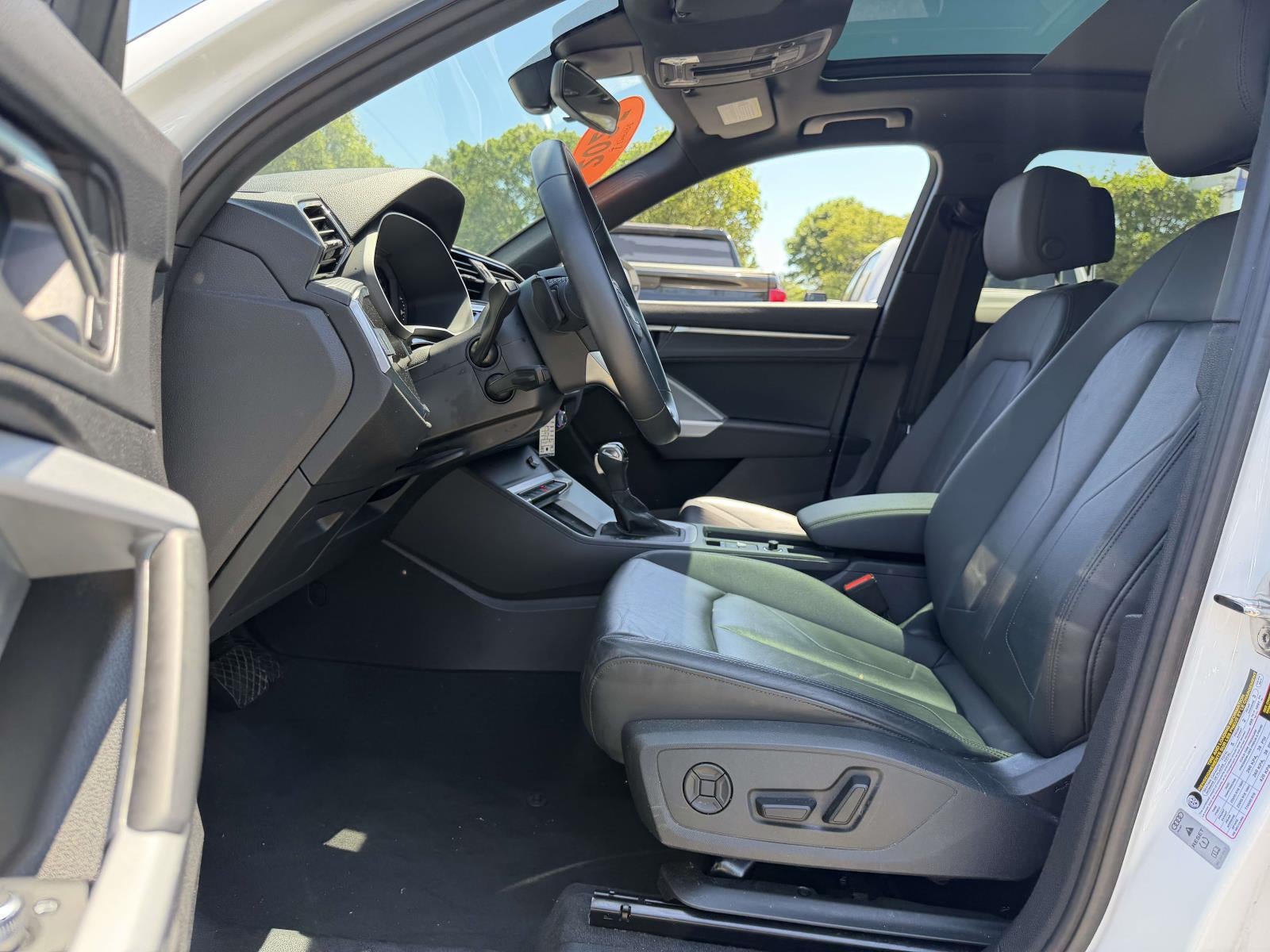2025 Audi Q3 Premium 45 TFSI S line quattro Tiptronic