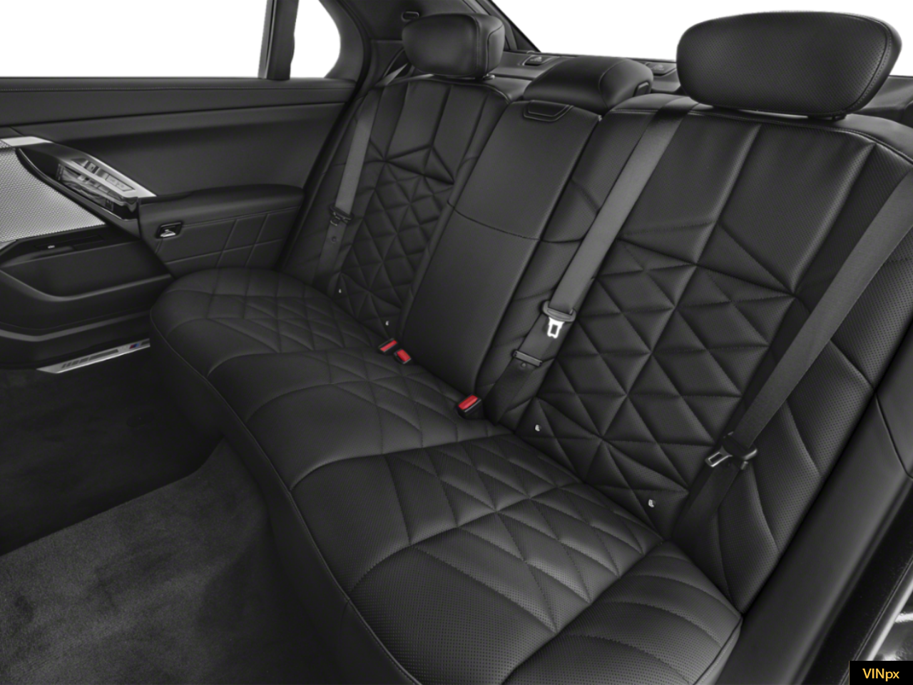 2025 BMW 740i xDrive