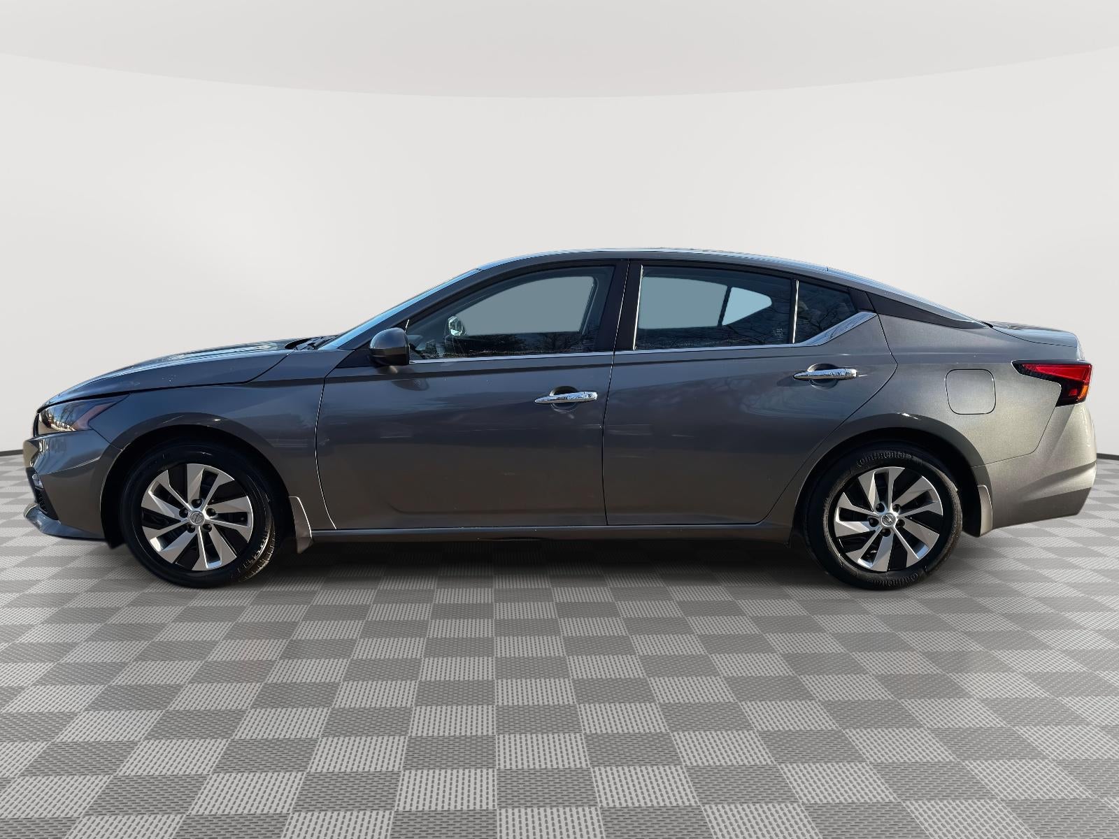 2022 Nissan Altima S FWD