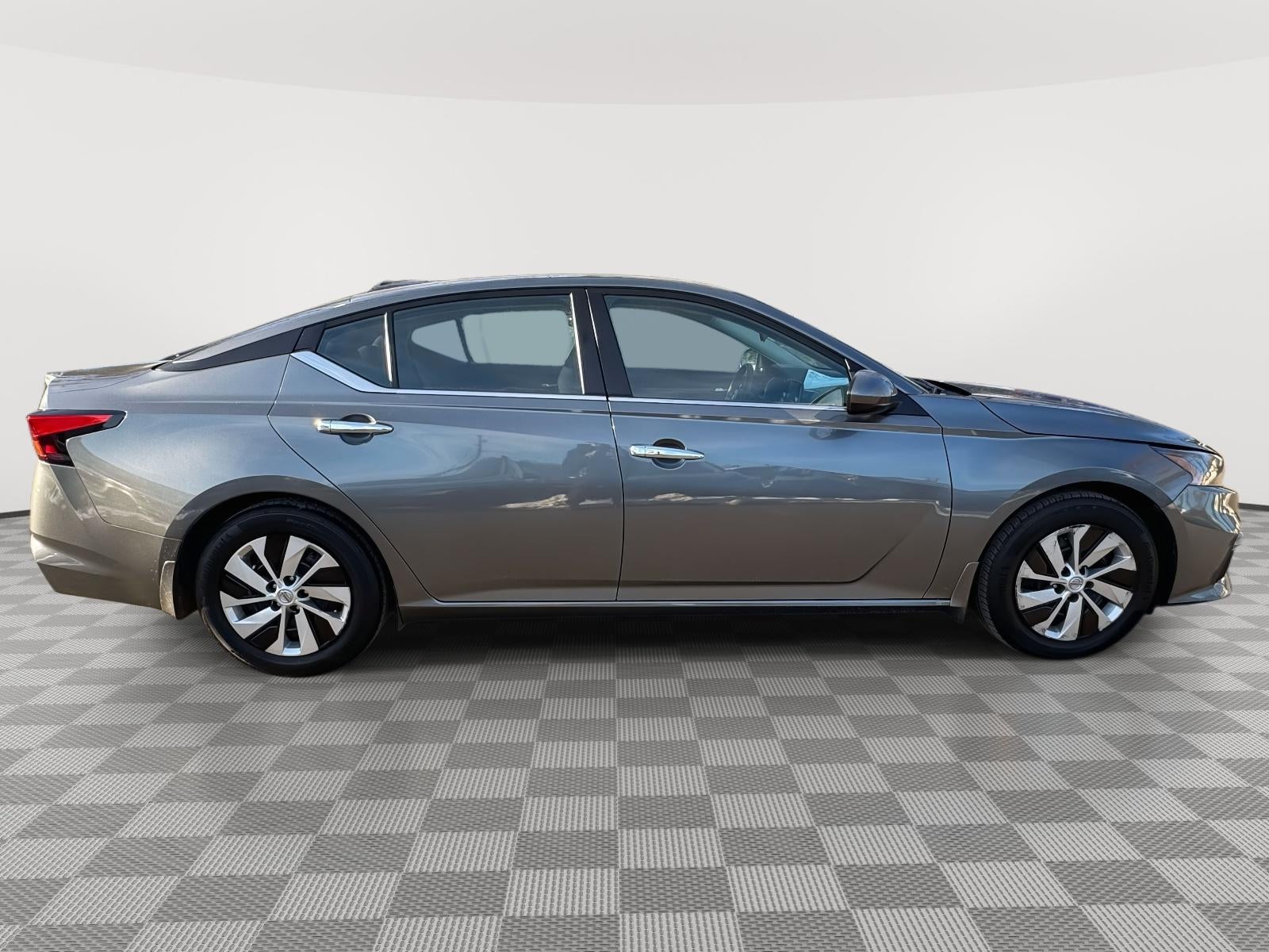 2022 Nissan Altima S FWD