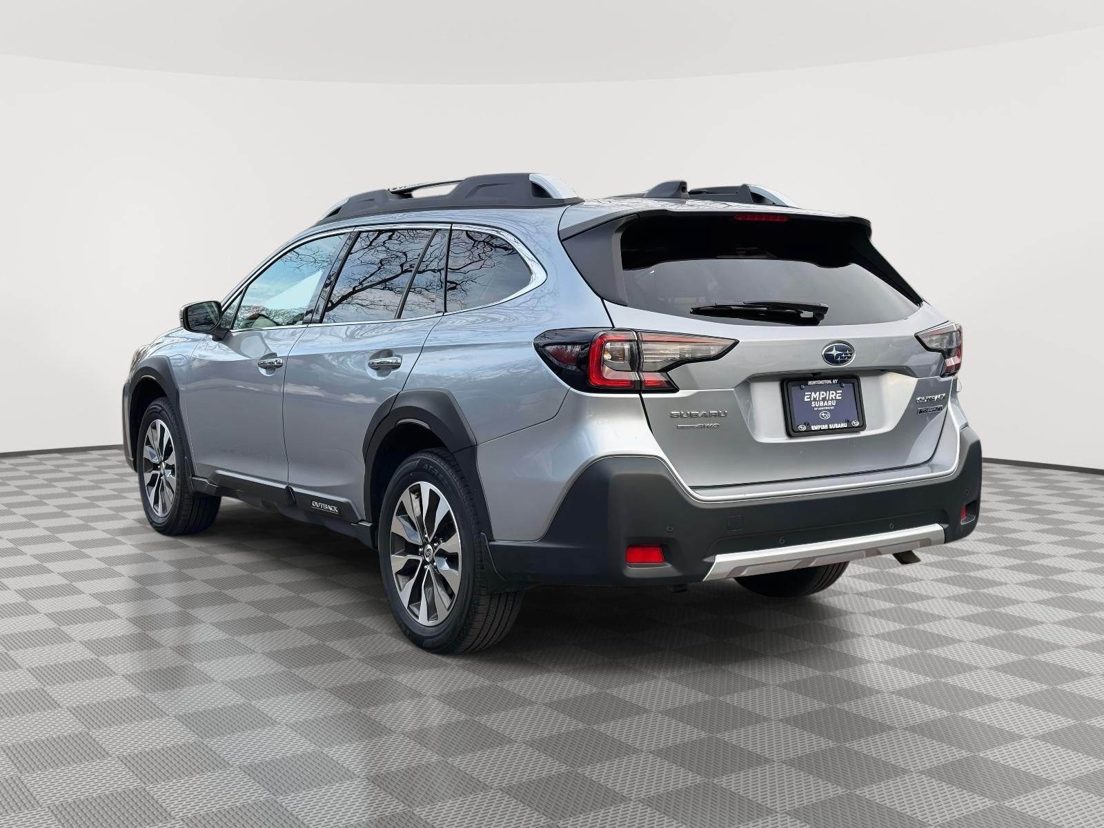 2024 Subaru Outback Touring XT