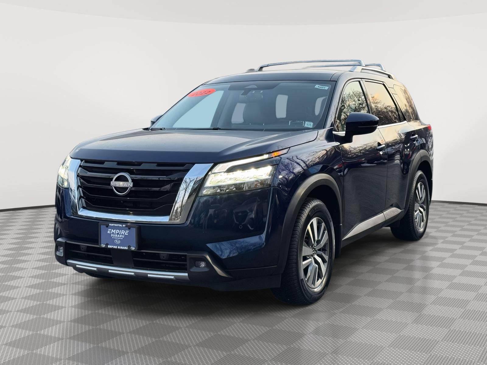 2022 Nissan Pathfinder SL 4WD