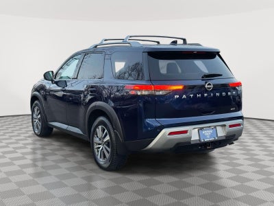 2022 Nissan Pathfinder SL 4WD