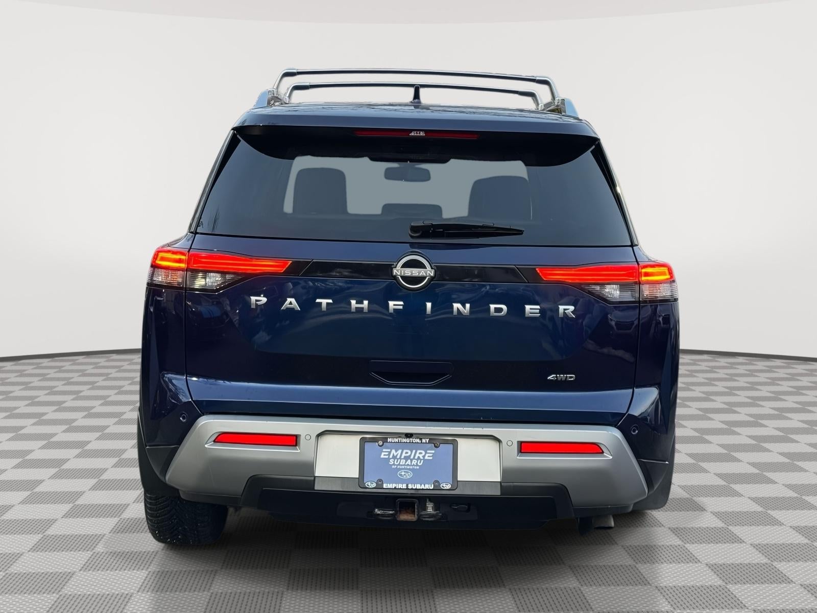 2022 Nissan Pathfinder SL 4WD