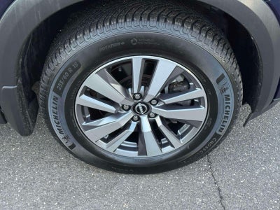 2022 Nissan Pathfinder SL 4WD