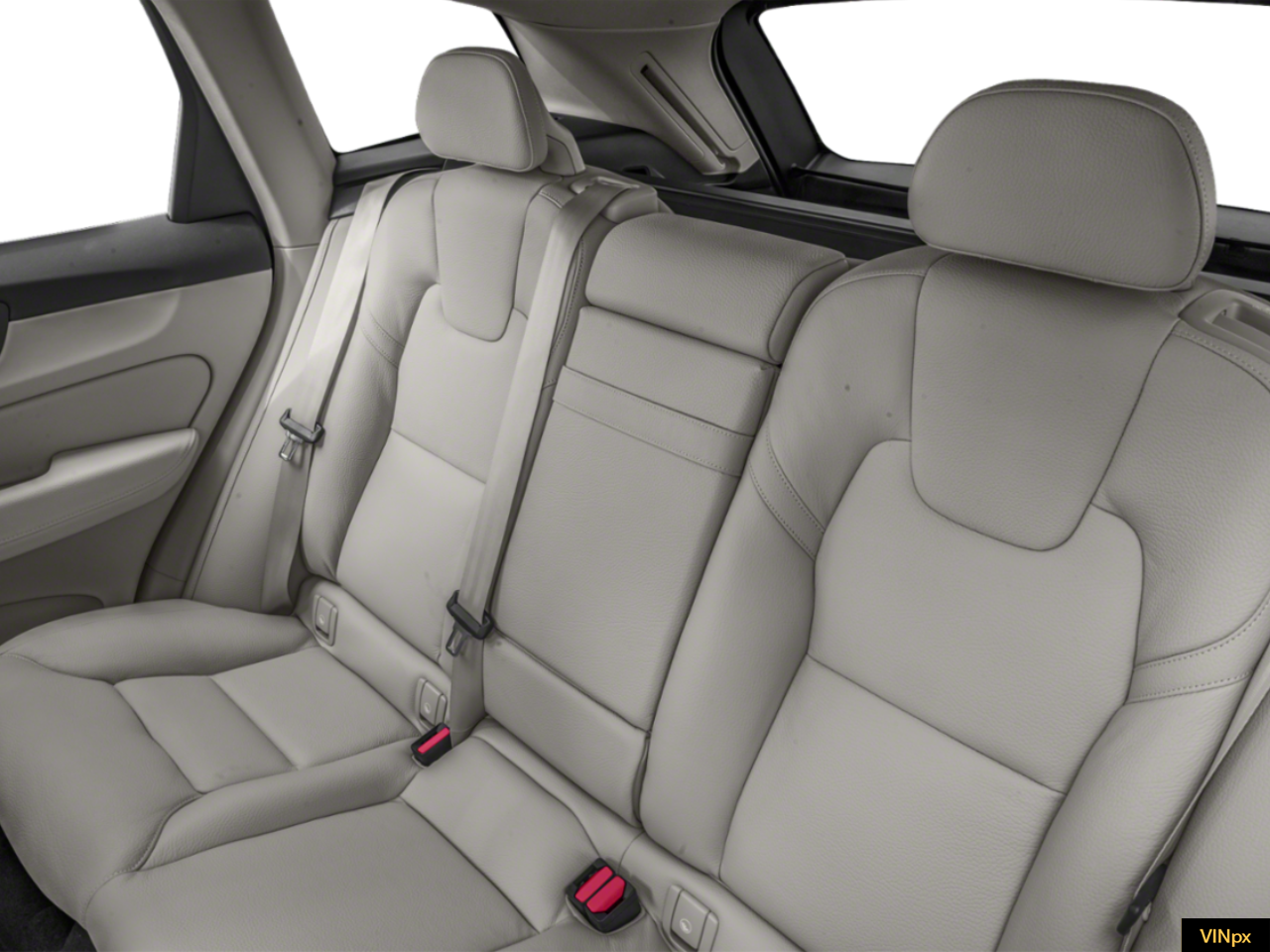 2020 Volvo XC60 T5 Momentum